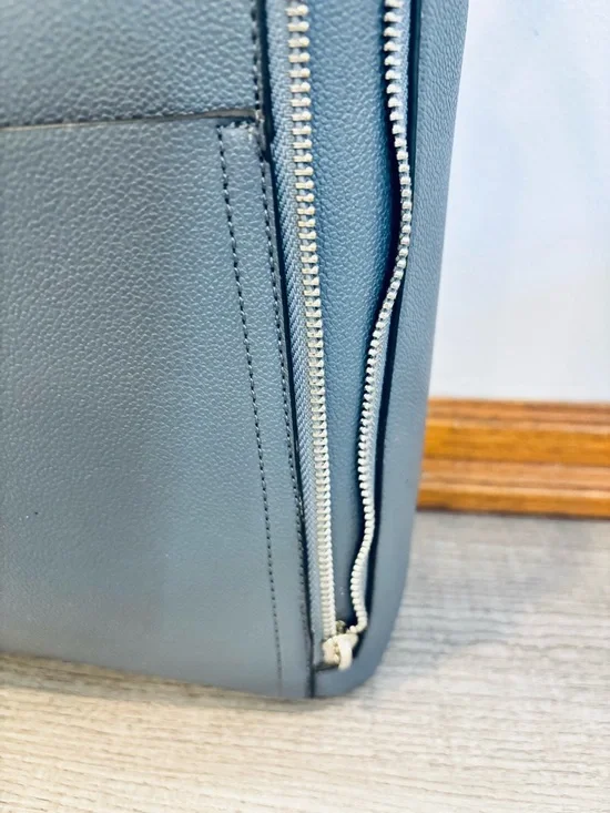 Louenhide Gray Baby Spencer Shoulder Tote Bag - Picture 5 of 11